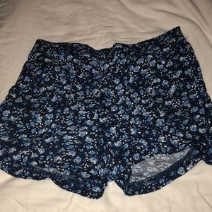 Abercrombie kids floral shorts